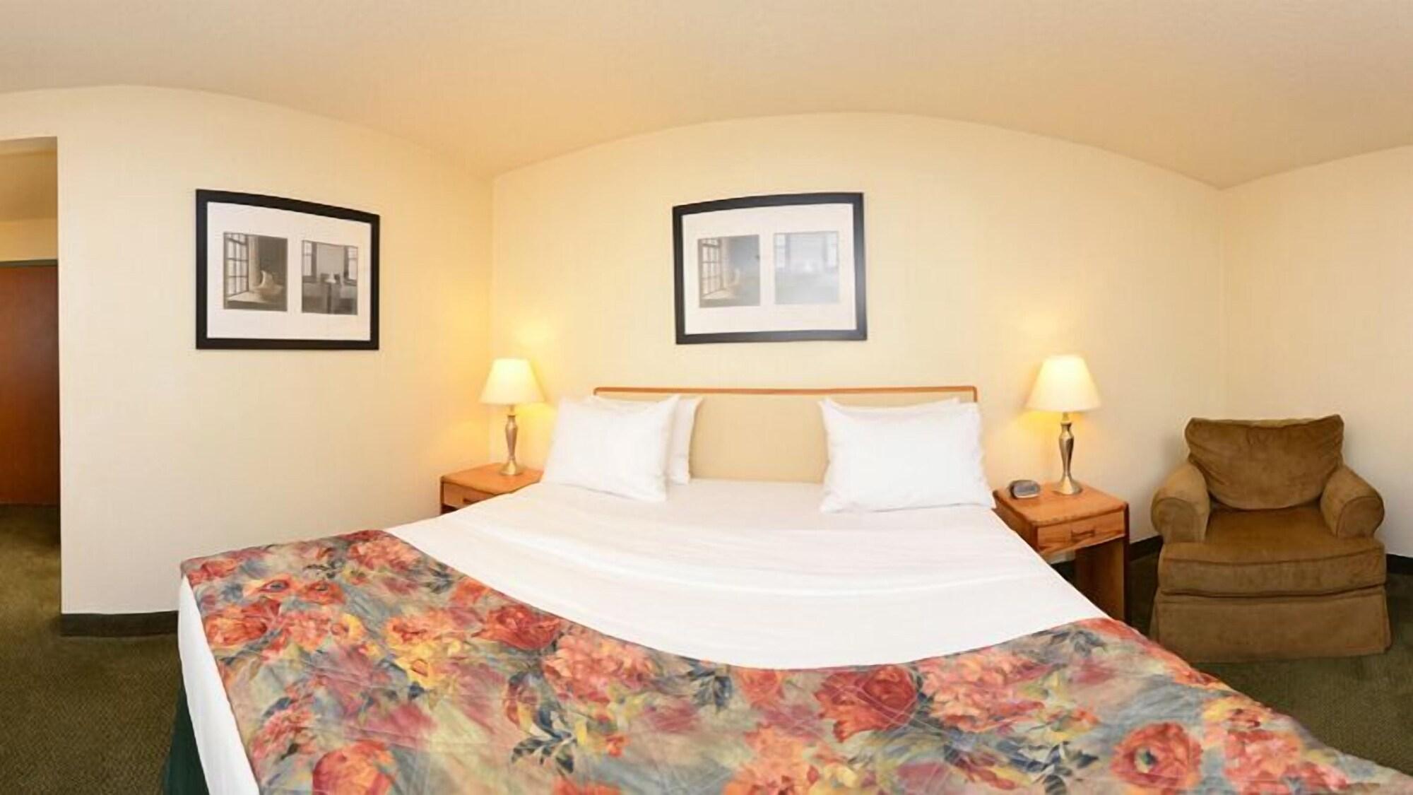 Hotel Baymont By Wyndham Decatur Extérieur photo